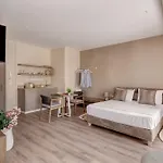 Apartment Iroon Units