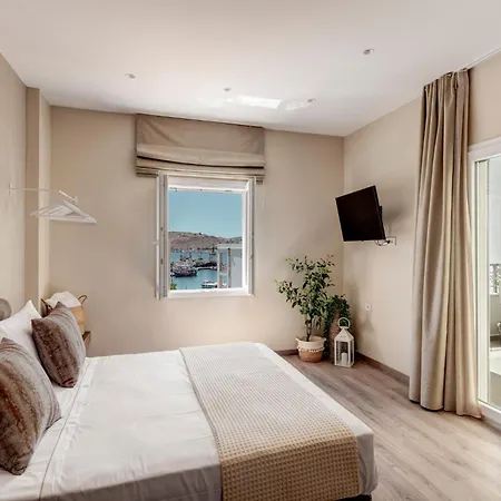 Iroon Units Apartman