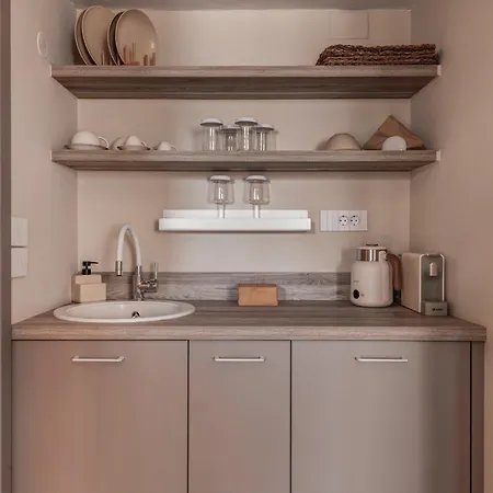 Iroon Units Ermoupoli